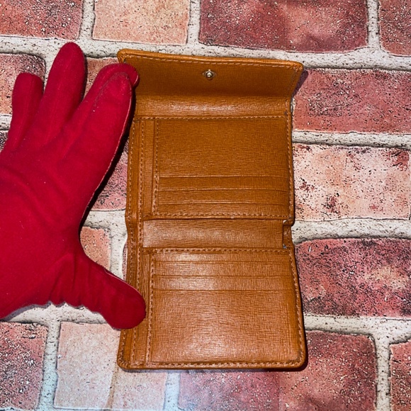 Pre-Owned Dooney & Bourke Pebble Grain Small Flap Wallet Card Brown Orange - Picture 3 of 3